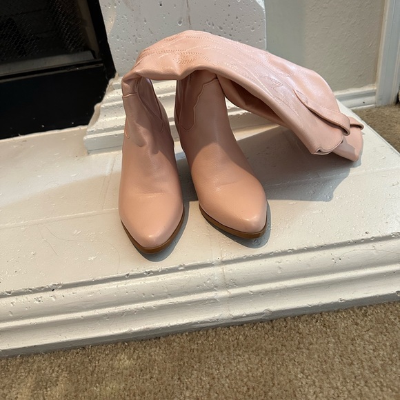 Pink Cowgirl Boots - Picture 1 of 6